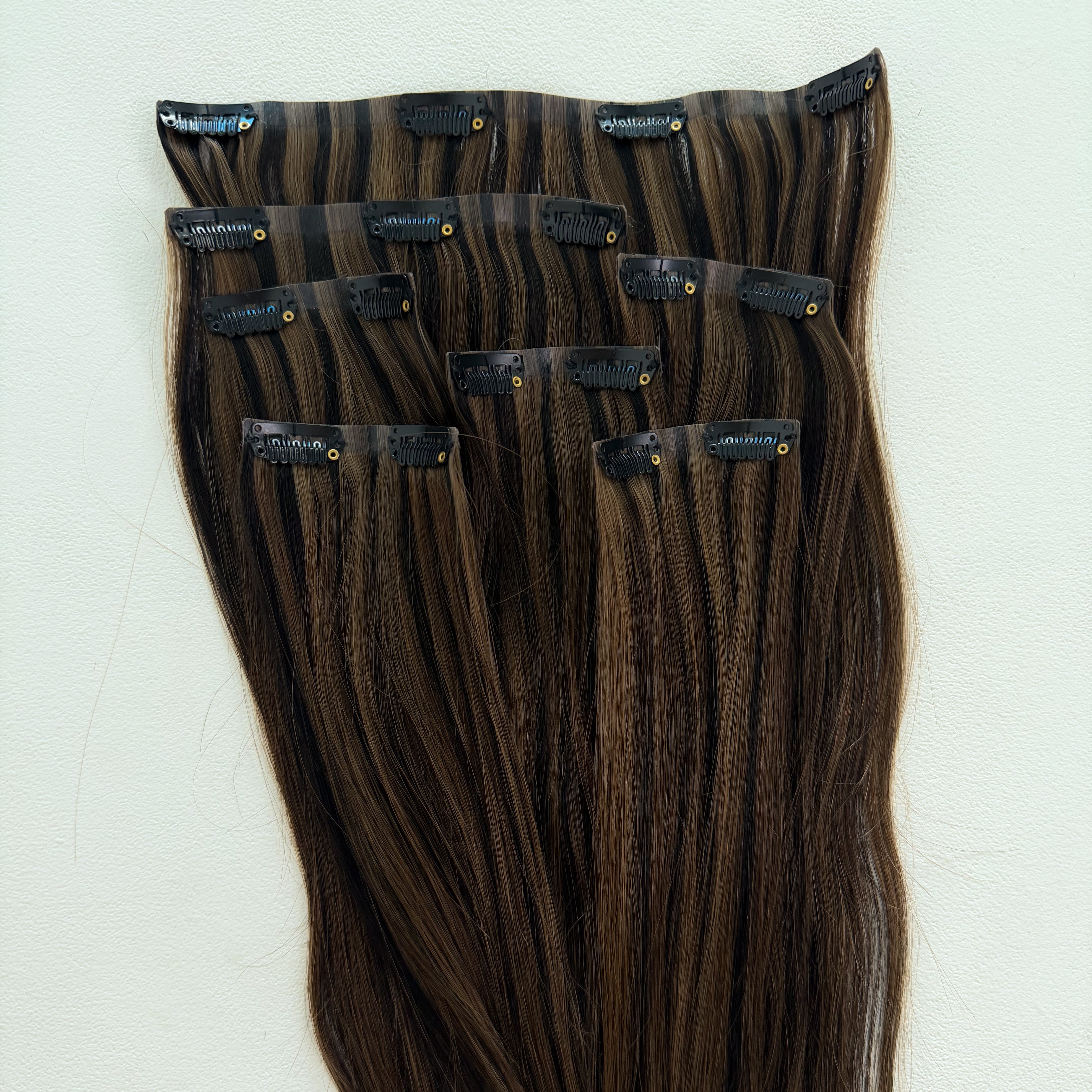 Luxe Mocha — Clip-In Extensions