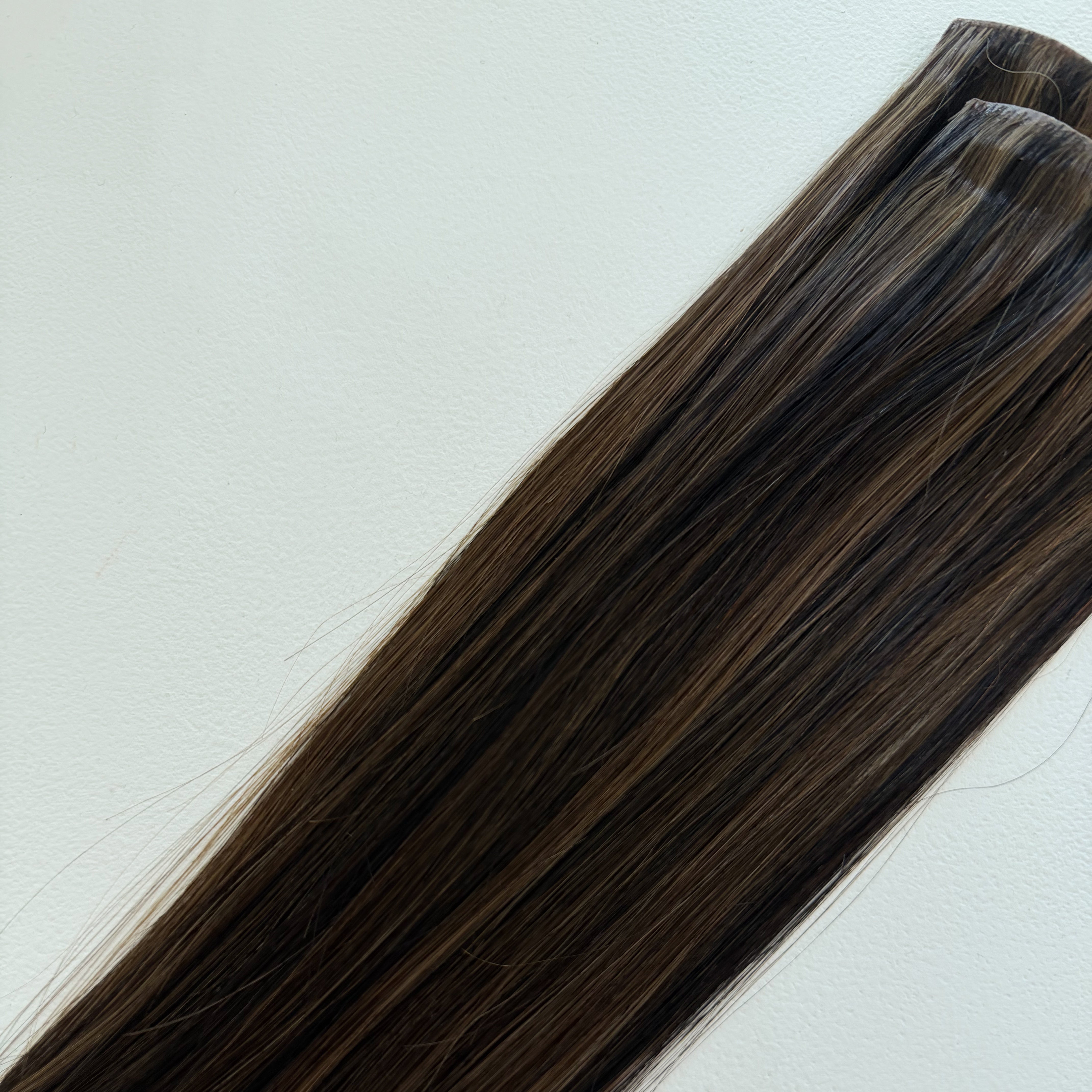 Luxe Mocha — Clip-In Extensions